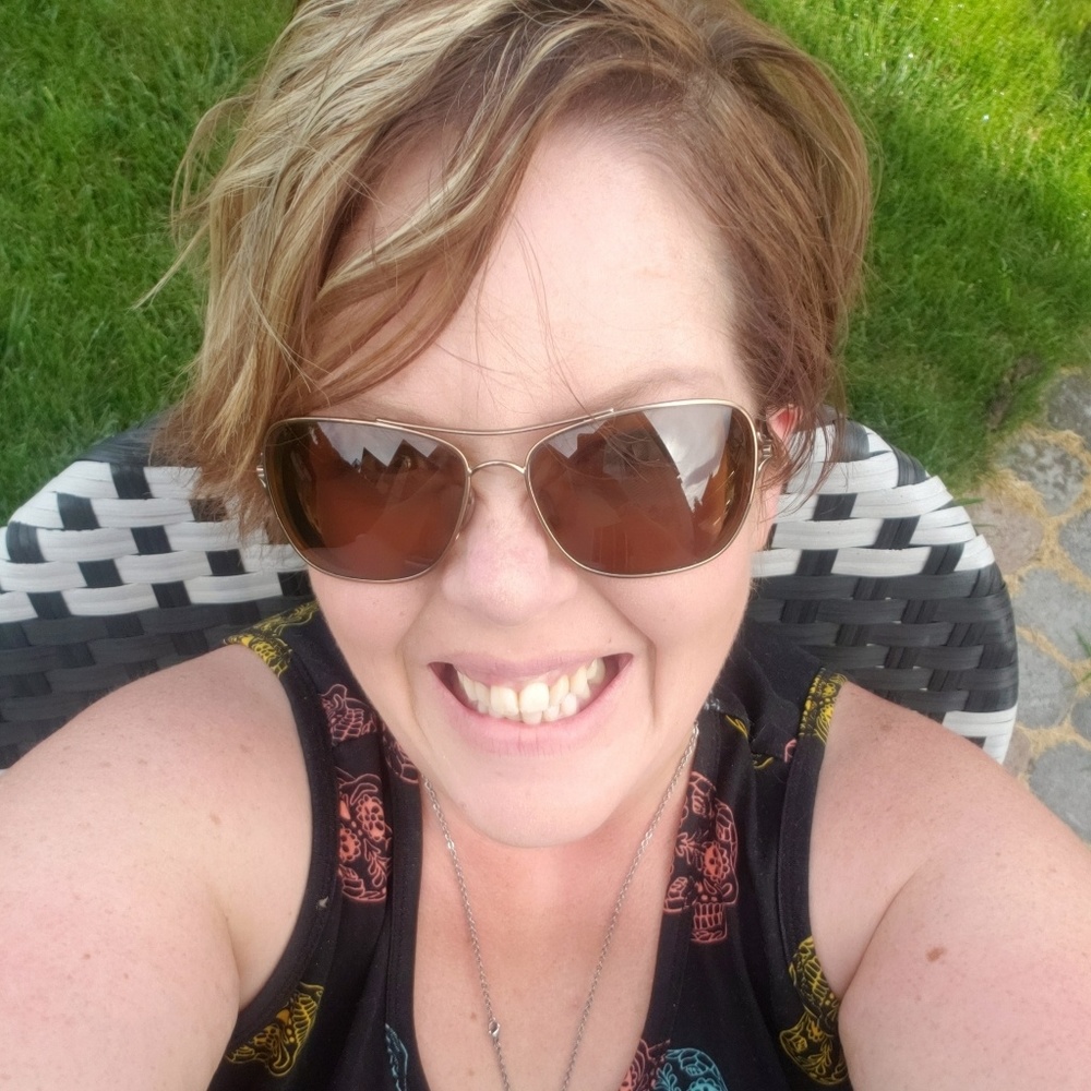 Meet your Posher, Courtney